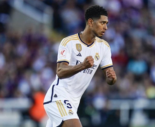 亚马尔点射 巴萨5-3贝蒂斯迎西甲6连胜（亚马尔点球建功，巴萨5-3力克贝蒂斯豪取西甲六连胜）