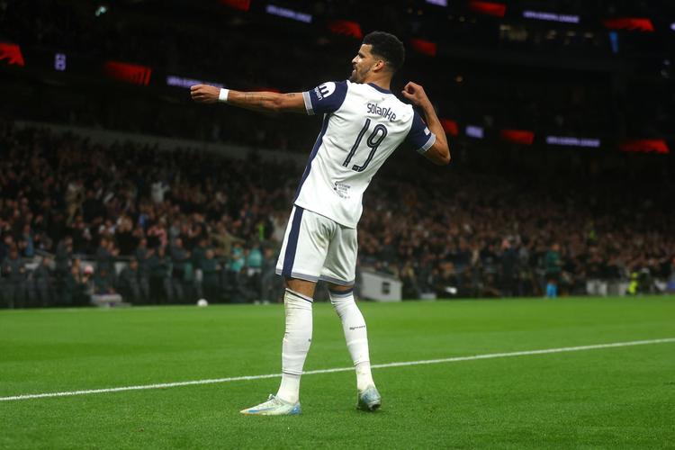 国安主场战平广州恒大