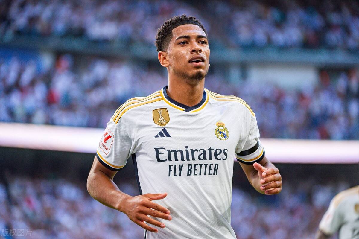 德拉富恩特：我们和皇马队医保持联系，赫伊森暂时不离队