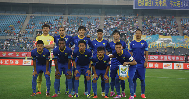 英媒：利物浦希望冬窗出售科纳特，并引进雷恩中卫雅奎特顶替（英媒称利物浦计划冬窗出售科纳特，引进雷恩中卫雅奎特顶替）