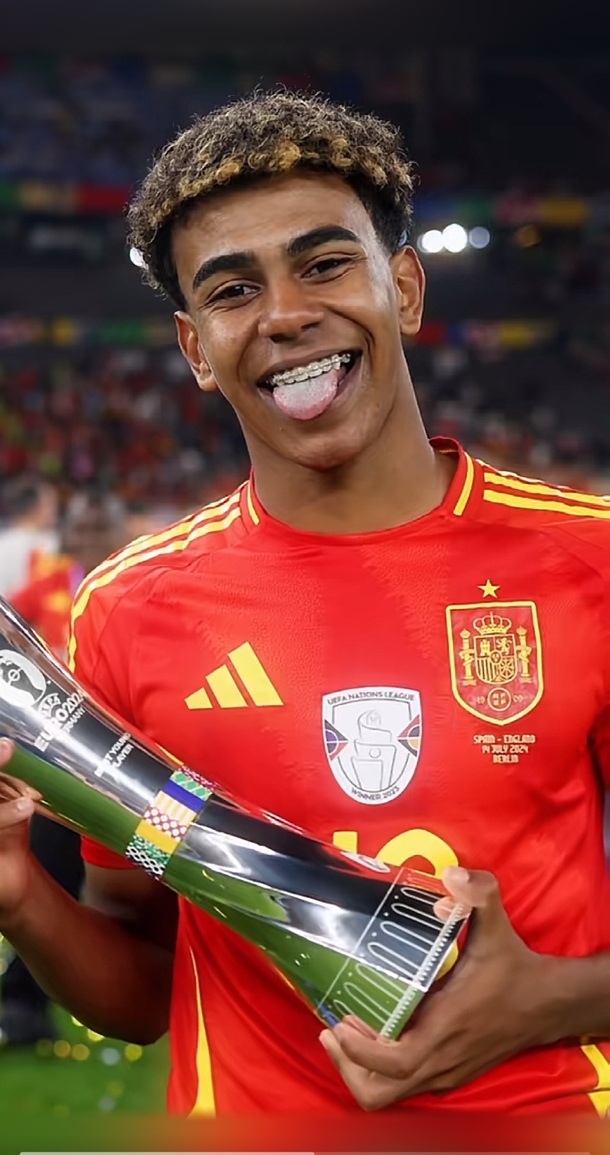 挪超战报：乔根森补时绝杀，博德闪耀2-1奥斯陆保留争冠悬念（挪超快讯：乔根森读秒绝杀，博德闪耀2-1击退奥斯陆，争冠悬念仍在）