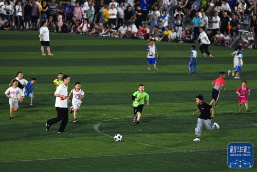 王曼昱横扫华裔名将，王楚钦11-4降维打击，国乒8-0韩国豪取5连胜