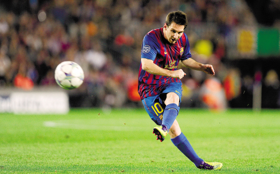 中场铁人再次踢满全场，体能状态亮眼