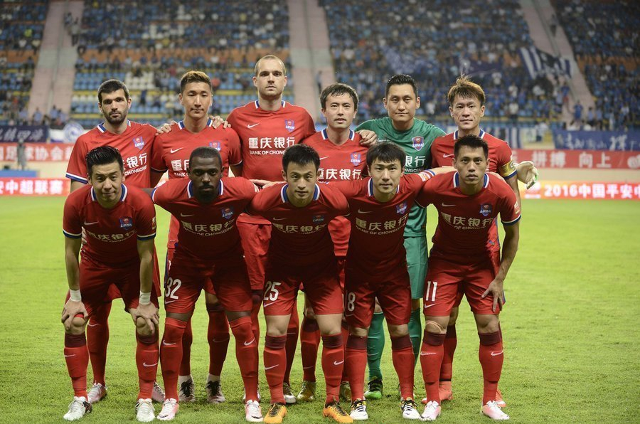 绿帽哥独家：斯洛特帅位告险，部分核心球员对其战术感到困惑