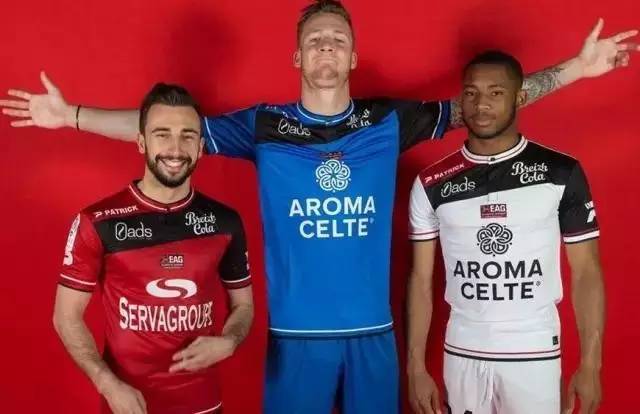 半场战报：罗马1-0乌迪内斯，洛伦佐-佩莱格里尼点射破门