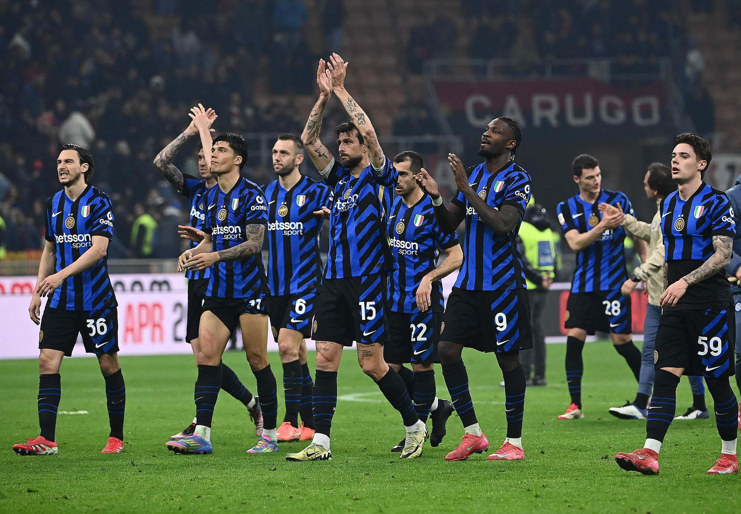 亨利：皇马半年就想换掉阿隆索太荒诞了，在那只会执教还不够